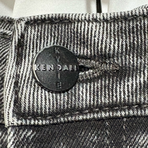 Kendall + Kylie Jeans Womens 9/29‎ Black The Icon High Rise Straight Leg cropped - Picture 10 of 10